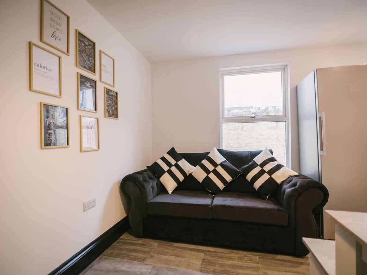 191_Beaumont_Road_Plymouth (Full Res Print)-9.jpg