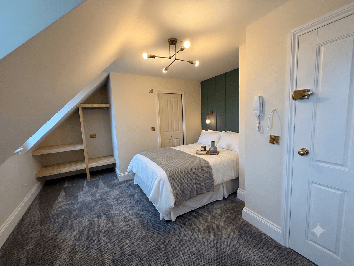 Room 9